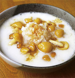 長いもの大根おろしとなめこ和え